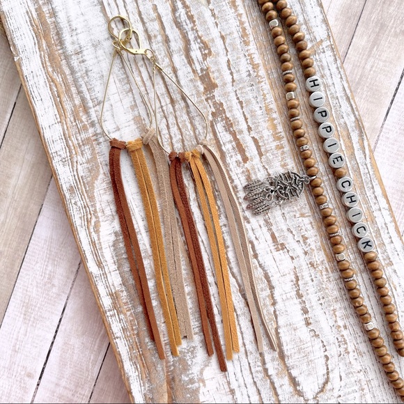 Beach Gypsea Design Jewelry - Boho Suede hanging Earrings